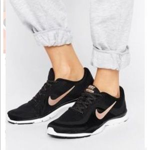 Nike Flywire Running Shoes